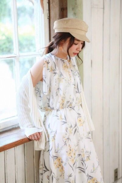 【美人百科掲載】新品 マーキュリーデュオ 雑誌掲載品 花柄ロングワンピース 黄色