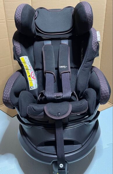 アップリカ フラディア グロウ ISOFIX 360° セーフティー ブラックシェール BK 【2040696】