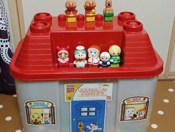 おおきなおおきなブロックバケツ アンパンマン