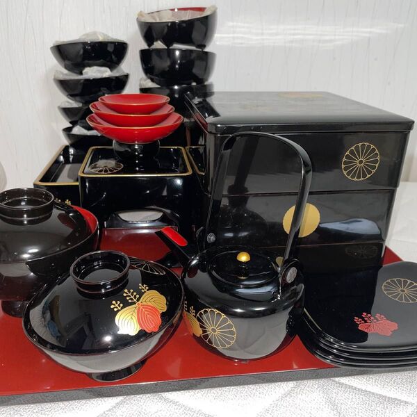 漆器セット まとめ売り セット 重箱 お椀 盃 お盆 汁物椀 小皿