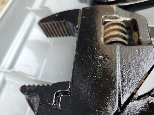 パイプレンチ450縦型