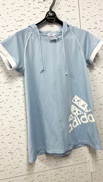 adidasレディース スポーツウェア 速乾性・UVカット