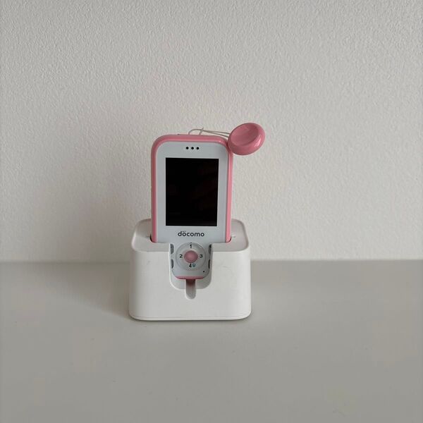 美品 docomoドコモ HW-01G キッズケータイ ピンク防犯ブザー