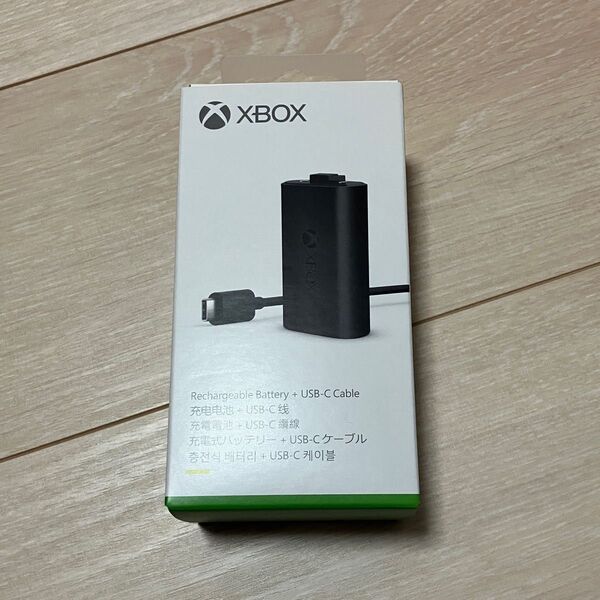 【新品】XBOX ワイヤレスコントローラー "プレイ&チャージ キット"