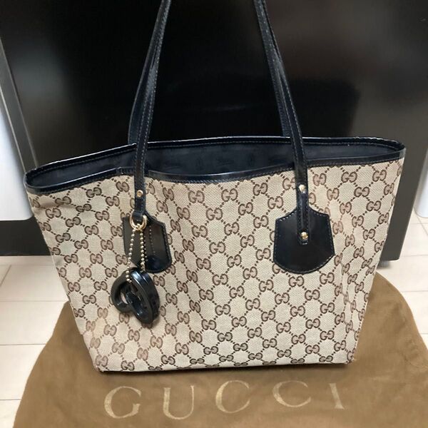 GUCCI グッチ GGキャンバス トートバッグ ショルダーバッグ ハンドバッグ レディース 保存袋 ファッション おしゃれ