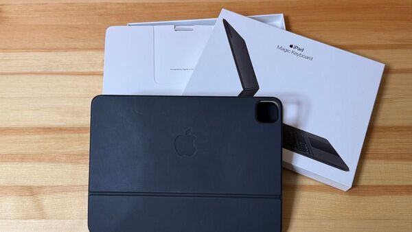 iPad Magic Keyboard ブラック