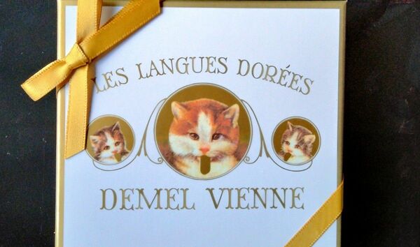 デメル リゾッドチョコレート 猫ラベルヘーゼルナッツ