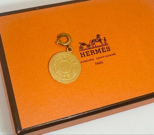 激安エルメス セリエコインペンダントトップチャームゴールド ネックレス HERMES
