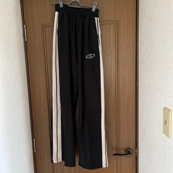 ラインパンツ ジャージ 黒×白ライン Lサイズ