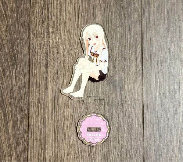 プリズマ☆イリヤ コミックマーケット コミケ イリヤ アクリルスタンド