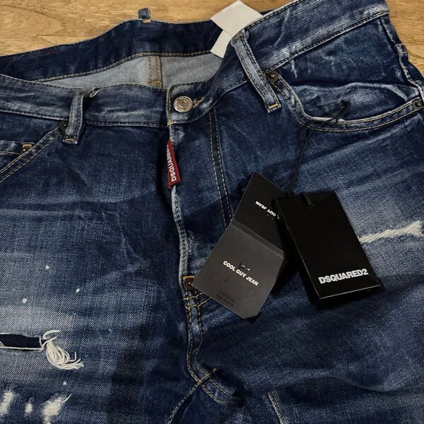 DSQUARED2 ディースクエアード ジーンズ Cool Guy 52 S71LB0723