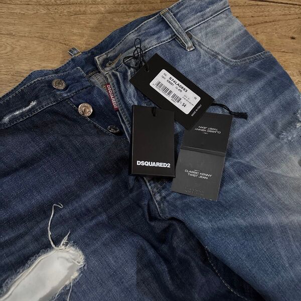 DSQUARED2 ディースクエアード スキニーパンツ/54/S74LA0893/CLASSIC KENNY TWIST JEAN