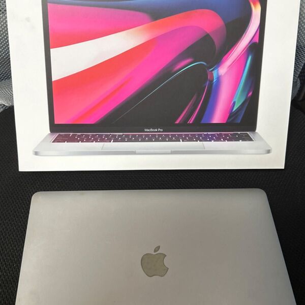 MacBook Pro (13-inch, M2, 2022)