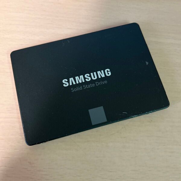 SAMSUNG 860 EVO SATA SSD 500GB 正常