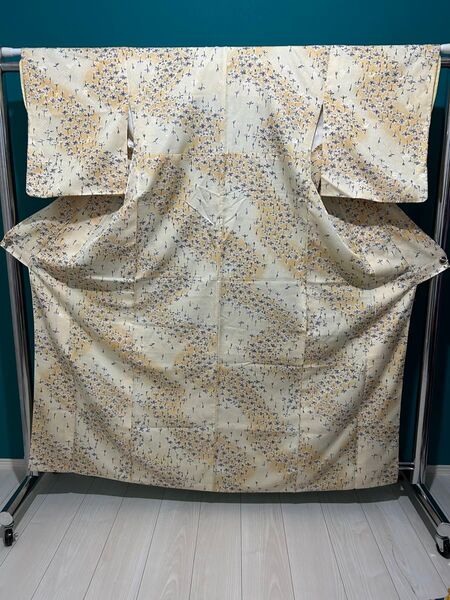 レディース着物31 黄色 花柄 洗える着物 正絹 紬 麻 訪問着 小紋柄好きへ