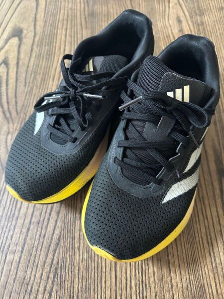♪adidas♪シューズ♪ブラック/イエロー♪24.5cm