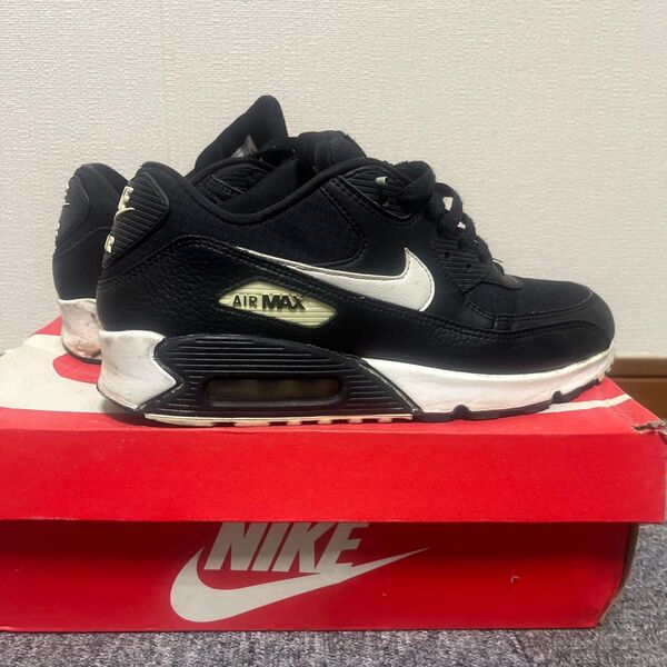 NIKE AIR MAX 90 Essential ブラック