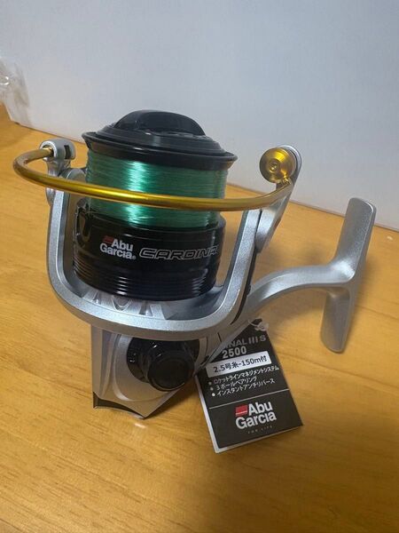Abu Garcia Cardinal III S 2500 スピニングリール カーディナル リール