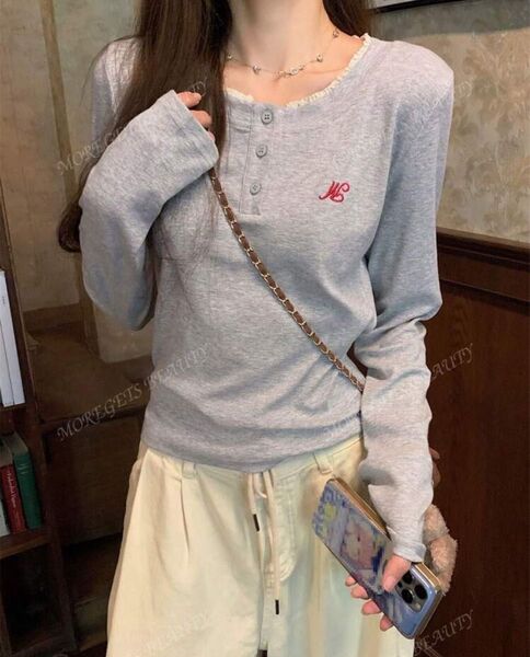 MB ロゴ刺繍入りヘンリーネックカットソー グレー