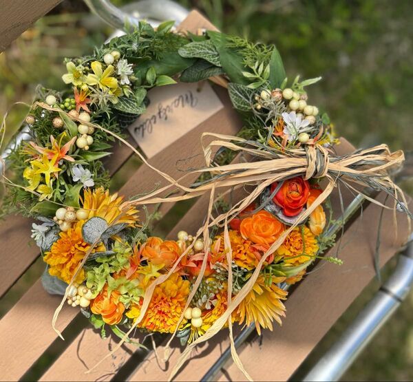 ハンドメイド リース オレンジ 造花 インテリア アートフラワー フェイクグリーン マリーゴールド オレンジ 193