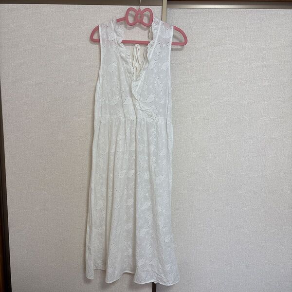 【w closet】ホワイト レースノースリーブ ロングワンピース