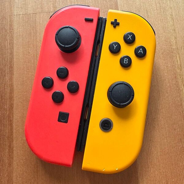 Switch ジョイコンネオンレッド×ネオンオレンジニンテンドー