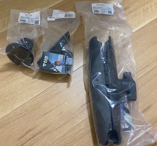 【定価28,000円ほど】RAMマンウント 2.25インチ 魚探架台セット(ベース、ロングアーム、架台)