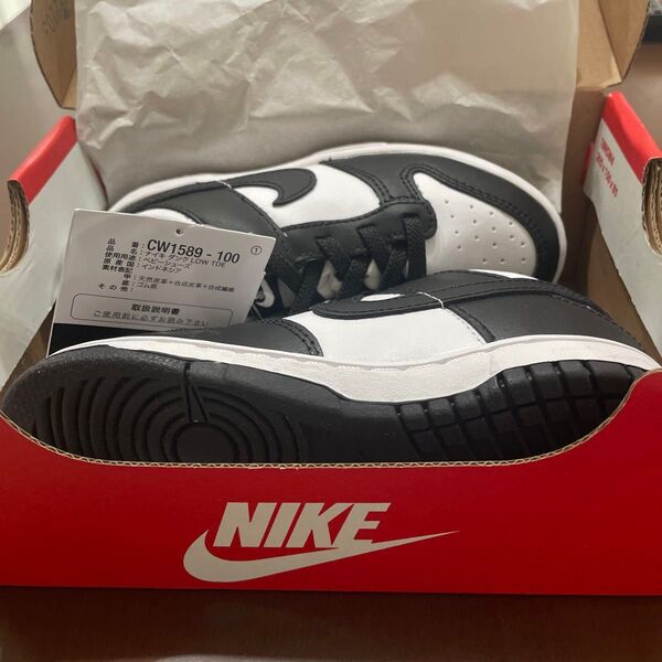 新品未使用 NIKE DUNK LOW パンダ16cm