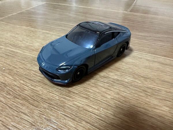 トミカ 日産フェアレディZ RZ34 初回特別仕様