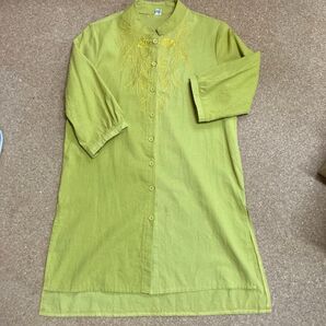 綿麻混チュニックワンピース レディース 春夏用 ゆったり シャツワンピース 7分袖 サイズM スリット 刺繍
