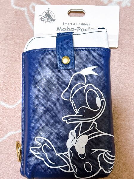 ドナルドダック スマホショルダーバッグ ディズニーストア