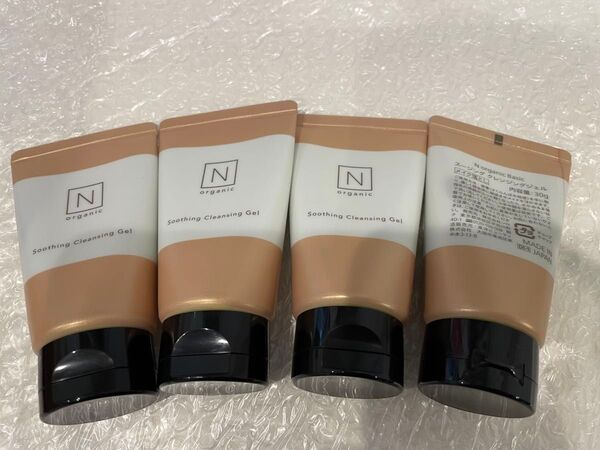 Nオーガニックベイシック スージング クレンジングジェル30g×4本