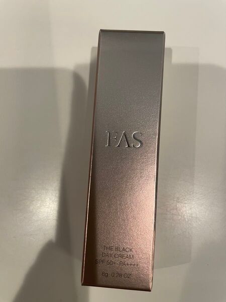 FAS ザ ブラック デイクリーム 日焼け止め 8g ×1