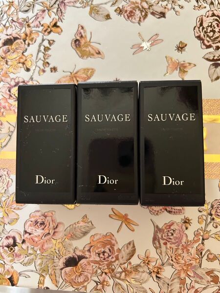 『ディオール』ソヴァージュ(オードゥトワレ)3個セット 30ml ミニチュア