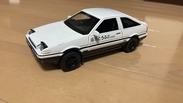 1/32スケール トヨタ AE86 パンダトレノ 頭文字D ミニカー