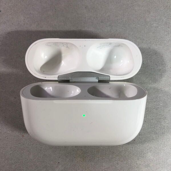 Apple AirPods Pro 第1世代 充電ケース ワイヤレス充電 アップル 充電ケースのみ