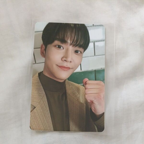 SF9 SPECIAL HISTORY BOOK 封入トレカ ロウン