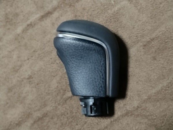 トヨタ純正 本革シフトノブ カローラツーリング 210系