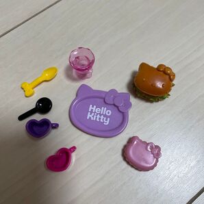 ハローキティミニチュアハンバーガー&食器まとめ売り