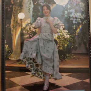 生写真 日向坂46 小西夏菜実 足の小指を箪笥の角にぶつけた 2枚セット