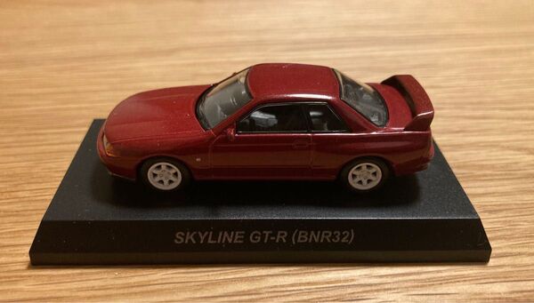 京商 1/64 スカイライン GT-R ミニカー