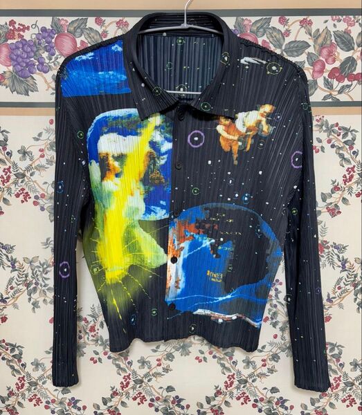 プリーツ ヴィンテージ vintage pleats 古着 黒 ブラウス 長袖 シャツ 宇宙 天使 地球 ギター トップス 総柄