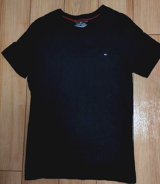トミーヒルフィガー TOMMY HILFIGER 半袖Tシャツ ブラック M 黒