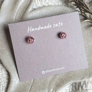 【245】5mm+α小粒レジンピアス(樹脂ポストピアス)クラッシュピンクゴールド