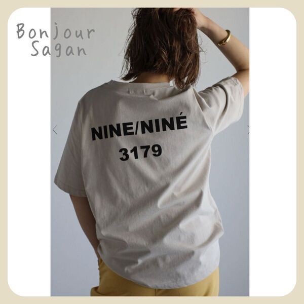 【新品タグ付き】バックナンバープリントT / ベージュ Bonjour Sagan