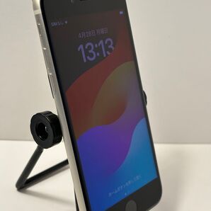 iPhone SE 第3世代 64GB スターライト SIMフリー