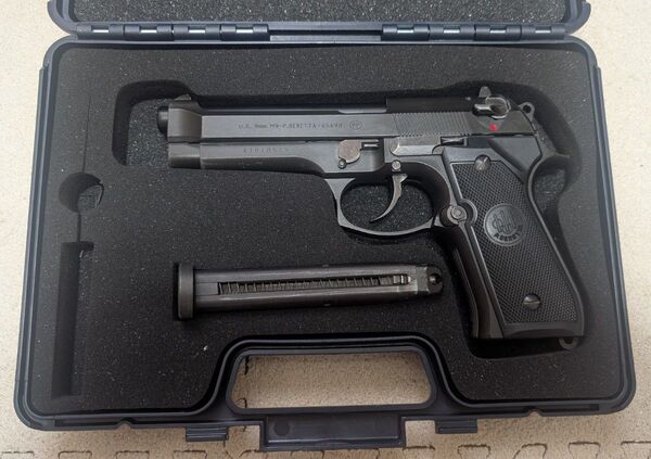 KSC M9 HW システム7 ガスブローバック ベレッタガンケース付き