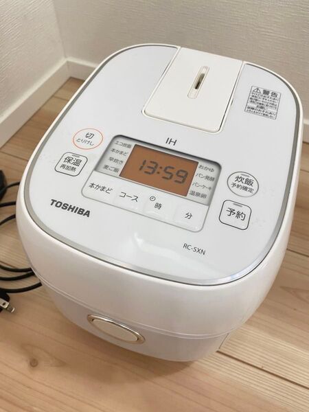 東芝 TOSHIBA IHジャー炊飯器 3合炊き