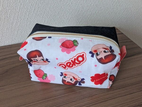 No.32 ぺこちゃん キャラメルポーチ BOXポーチ ハンドメイド