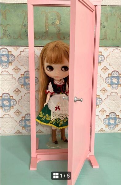 どこでもドア ミニチュア ブライス 家具 ピンク 扉 ドールハウス 作家様 作品 ネオブライス 昭和レトロ